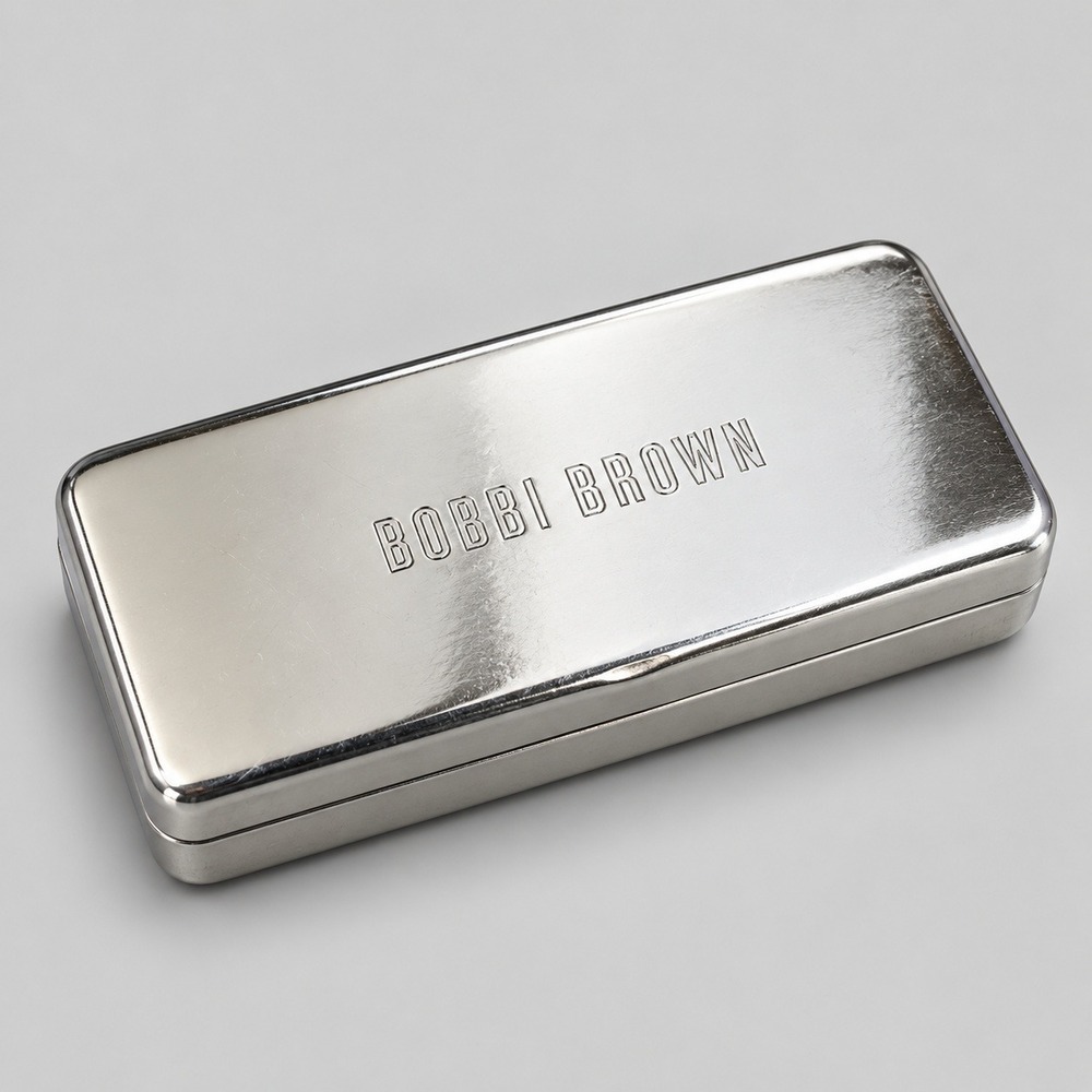 Bobbi Brown Silver Metallic Hard Shell Eyeglass Sunglasses Case Pretty Powerful